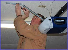 Neighborhood Garage Door Service Hauppauge, NY 631-490-7513 - garage-doors